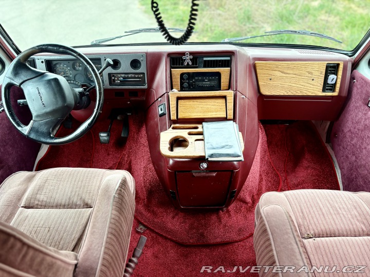 Chevrolet G20 Rocky Ridge Conversion 1992