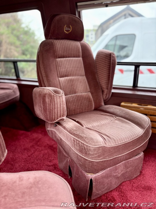 Chevrolet G20 Rocky Ridge Conversion 1992