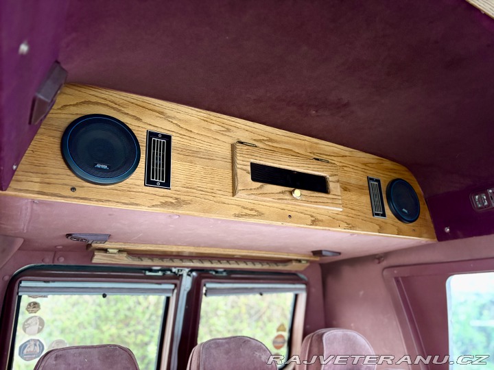 Chevrolet G20 Rocky Ridge Conversion 1992