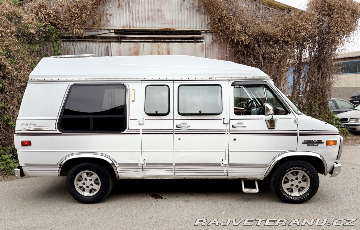 Chevrolet G20 Rocky Ridge Conversion 1992