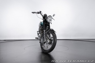 Triumph Trident T 150 V Trident 750 1973