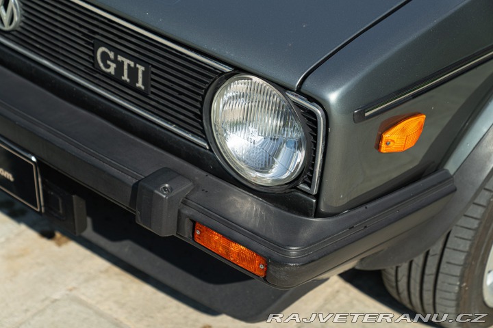 Volkswagen Golf MK1 GLI 1800 CABRIOLET 1983