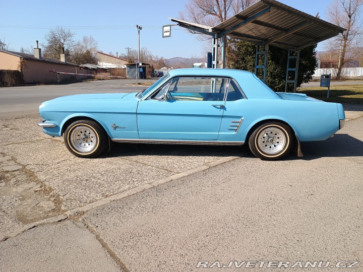 Ford Mustang 3,3 l 6I 1966