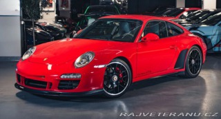 Porsche 911 Carrera GTS 2012