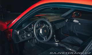 Porsche 911 Carrera GTS 2012