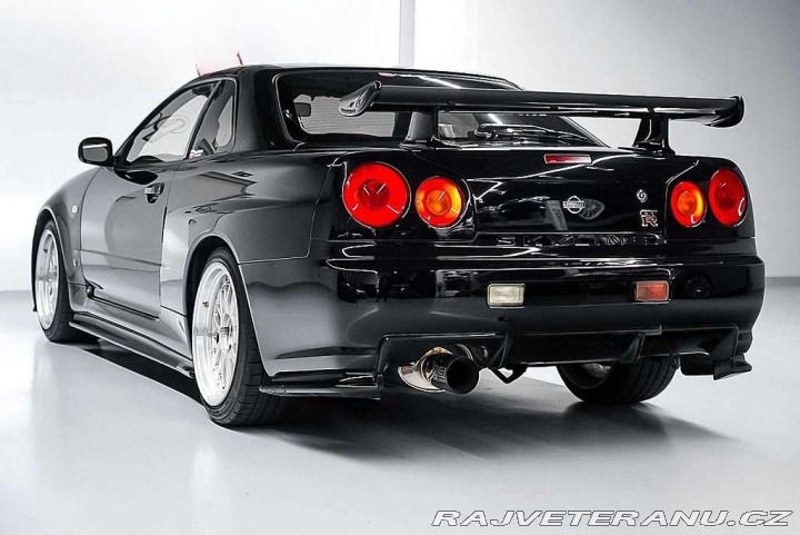 Nissan Skyline R34 GTR Series II 2000