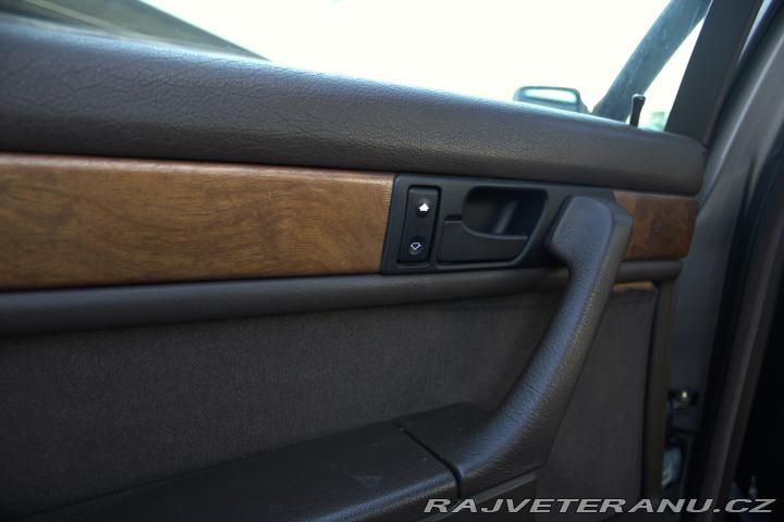 BMW 7 730i 1987