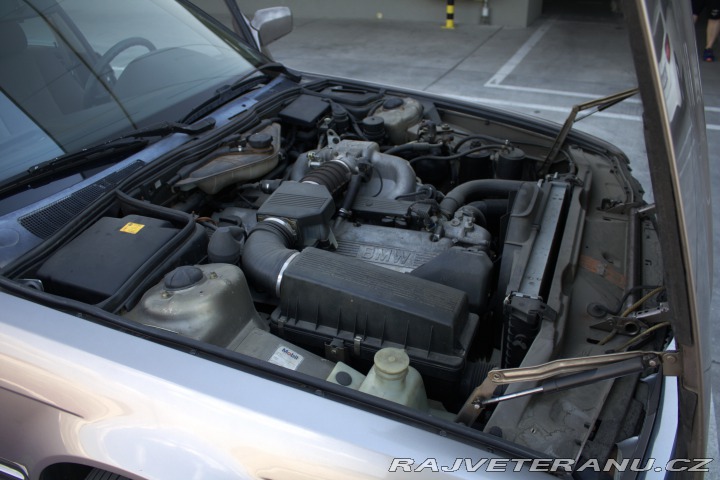 BMW 7 730i 1987