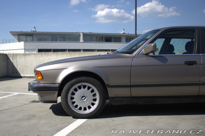 BMW 7 730i 1987