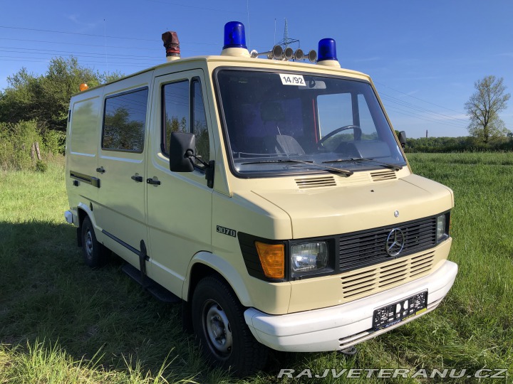 Mercedes-Benz Ostatní modely 307D 1986