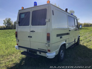 Mercedes-Benz Ostatní modely 307D 1986