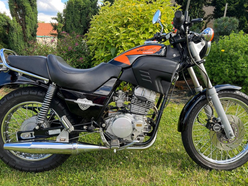 ČZ Ostatní modely ČZ Cagiva Roadster 200