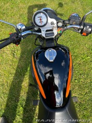 ČZ Ostatní modely ČZ Cagiva Roadster 200 1996