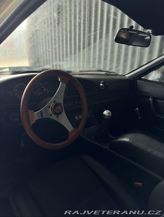Porsche 944 1985