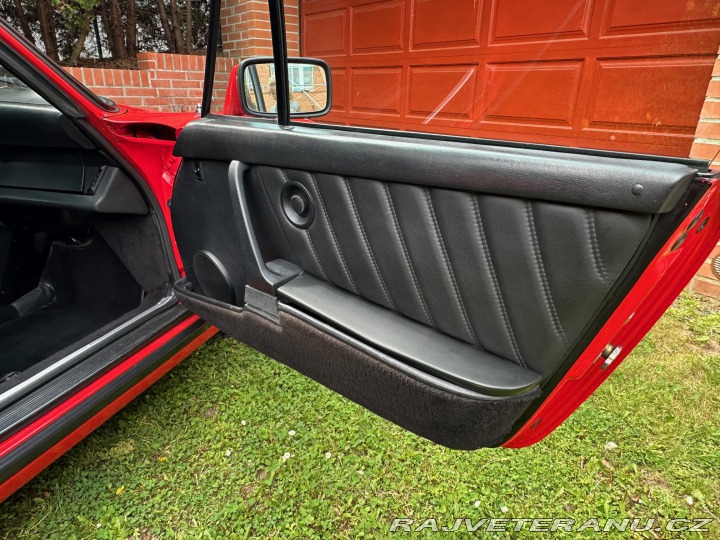 Porsche 911 Carrera 3.2 Cabrio 1984