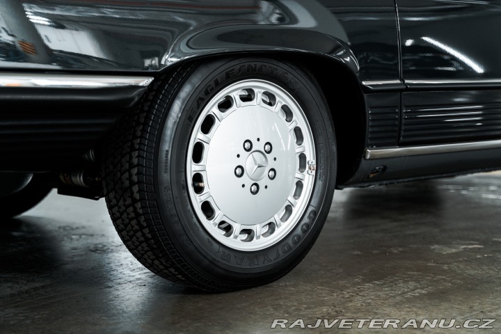 Mercedes-Benz SL SL300 - 9.188 km, 1.maj. 1989