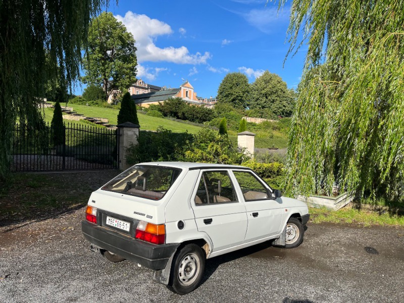 Škoda Favorit 136L