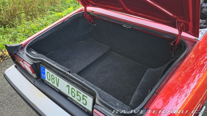 Alfa Romeo Spider 2.0 Graduate 1986