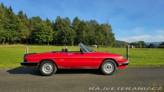 Alfa Romeo Spider 2.0 Graduate 1986