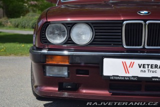 BMW 3 E30 325i 1983