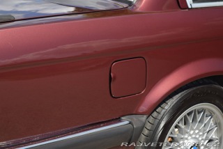 BMW 3 E30 325i 1983