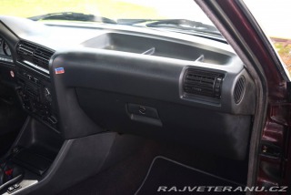 BMW 3 E30 325i 1983