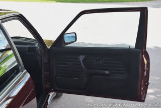 BMW 3 E30 325i 1983