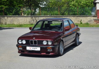 BMW 3 E30 325i 1983