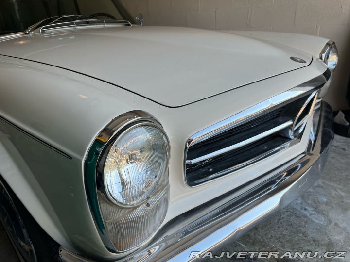 Mercedes-Benz SL pagoda 1967