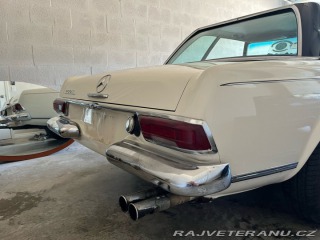 Mercedes-Benz SL pagoda 1967