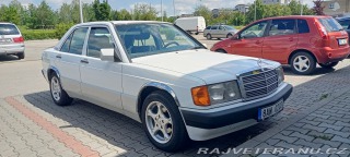 Mercedes-Benz 190 190E 2,3
