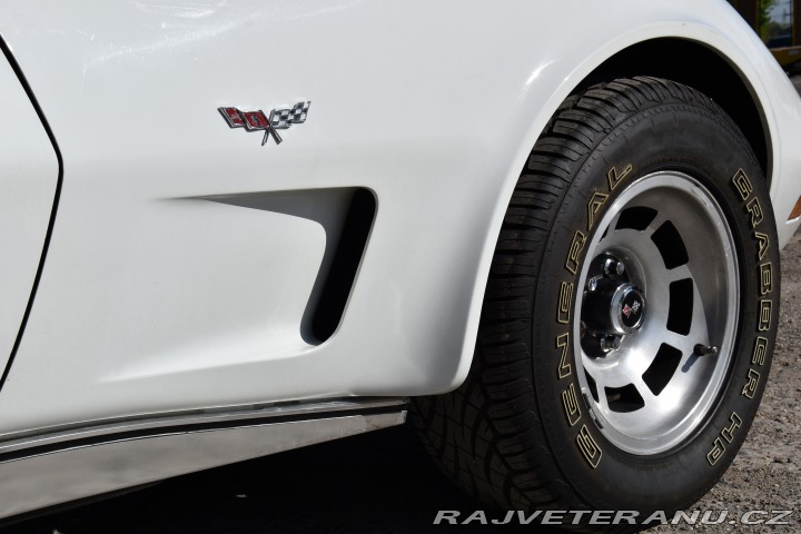 Chevrolet Corvette C3 TARGA / T - TOP 1977