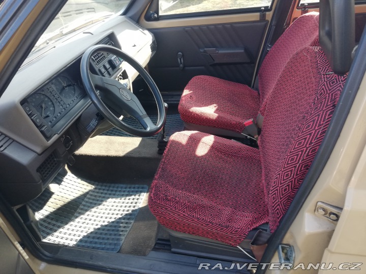 Škoda 136 Favorit 136L 1989