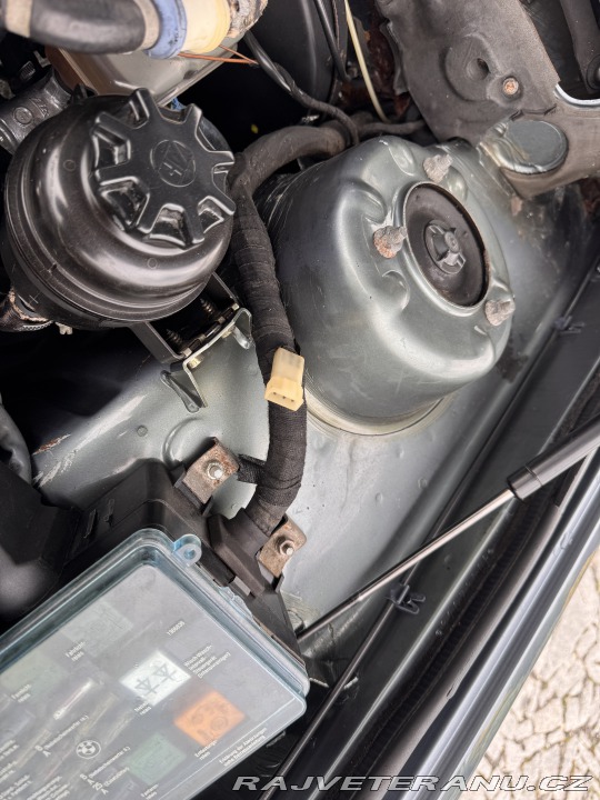 BMW 5 E28 520i 1982