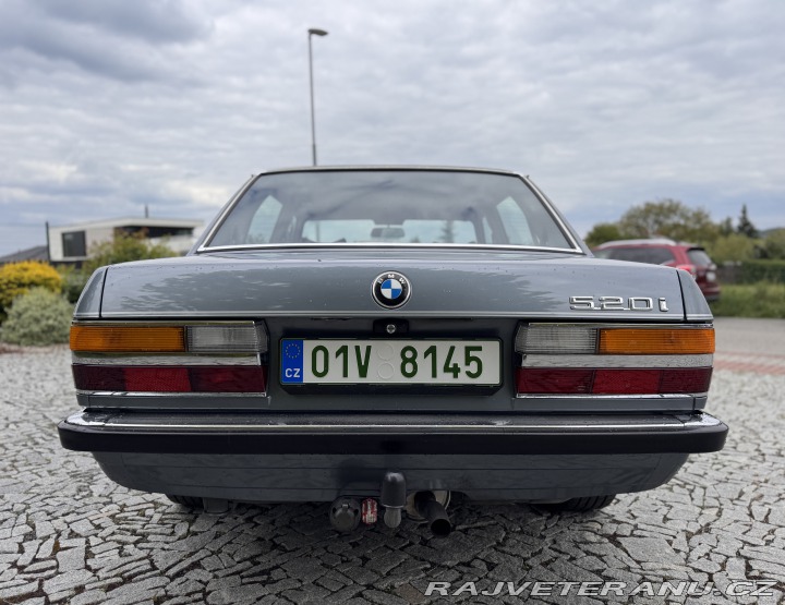 BMW 5 E28 520i 1982