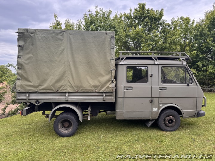 Volkswagen LT LT45 DOKA valník 7 míst 1986