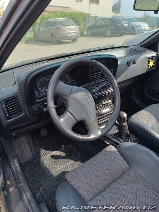 Ostatní značky Ostatní modely Hyundai sco1.5i gt turbo 1993