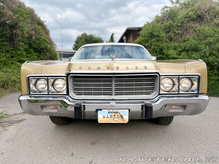 Chrysler New Yorker Brougham 1973