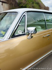 Chrysler New Yorker Brougham 1973