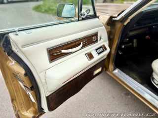 Chrysler New Yorker Brougham 1973
