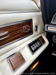 Chrysler New Yorker Brougham 1973