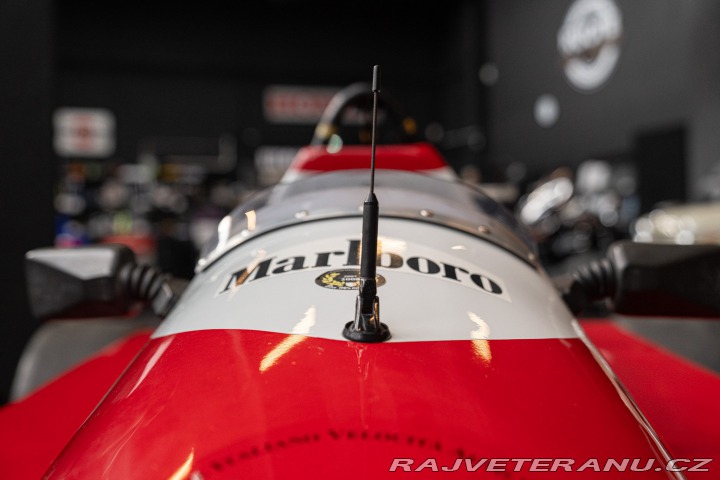 Ostatní značky Ostatní modely FORMULA ALFA BOXER 1987