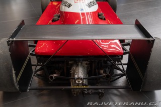 Ostatní značky Ostatní modely FORMULA ALFA BOXER 1987
