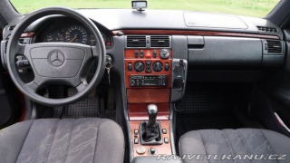 Mercedes-Benz E W210 E230 combi 1996