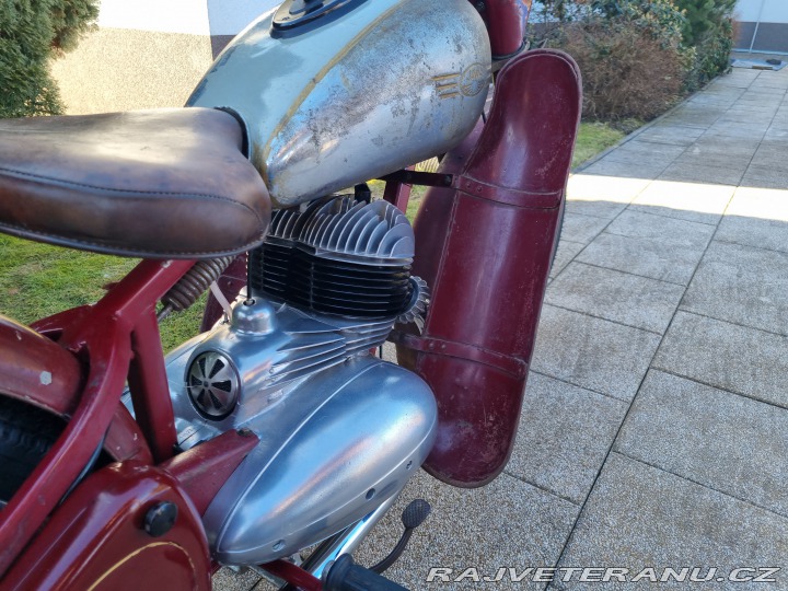 Jawa 350 pérák 1951