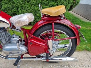 Jawa 250 pérák 1954