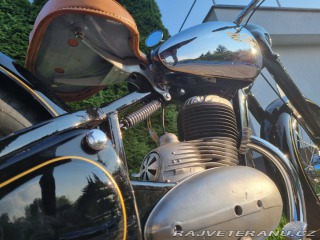 Jawa 250 pérák 1948