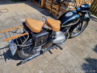 Jawa 250 pérák 1948