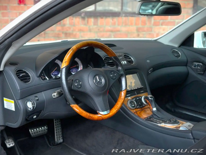 Mercedes-Benz SL SL550 AMG 5.5i-V8 288kW 2009