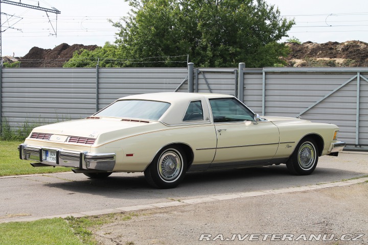 Buick Riviera 455 V8 1974